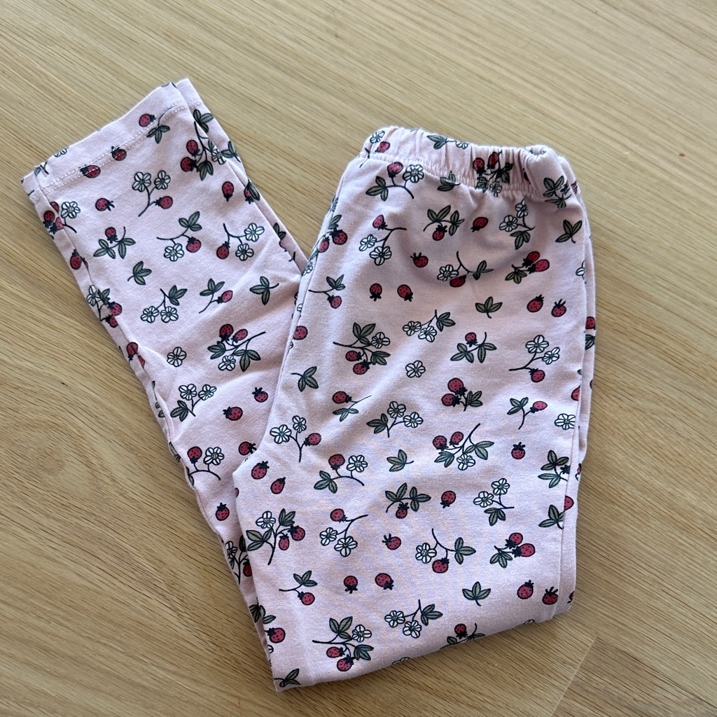 Buddy And Hope Euro Brand Pink Floral  Strawberry Print Leggings